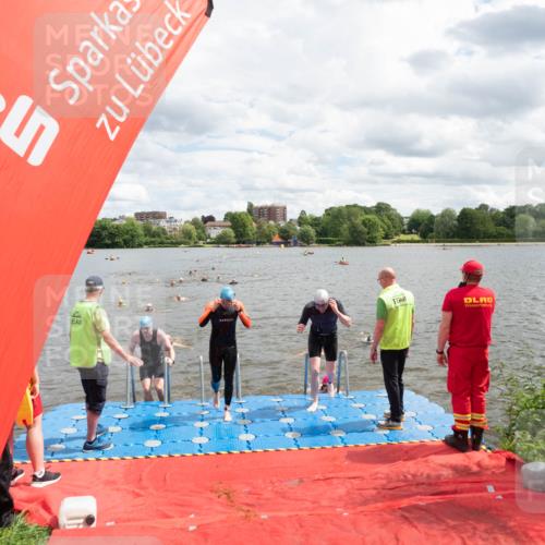 16.06.2024 - 7 Türme Triathlon MichiJ http://msf.ph/oto/6268759 16.06.2024 11:56:03 Schwimmen 320, 329, 371, 372, 384, 396, 402, 430, 437, 443, 447, 454, 463, 485, 551, 599, 616 meine-sportfotos.de