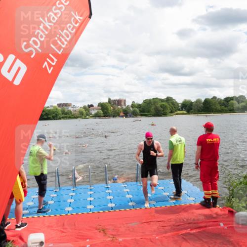 16.06.2024 - 7 Türme Triathlon MichiJ http://msf.ph/oto/6268760 16.06.2024 11:56:07 Schwimmen 320, 329, 371, 384, 396, 402, 413, 430, 437, 454, 463, 485, 495, 551, 599, 616 meine-sportfotos.de