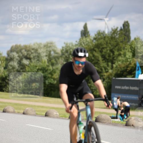 16.06.2024 - 26. Vierlanden-Triathlon Jannik Wohlers http://msf.ph/oto/6268766 16.06.2024 10:56:27 Radfahren 6, 40, 168 meine-sportfotos.de