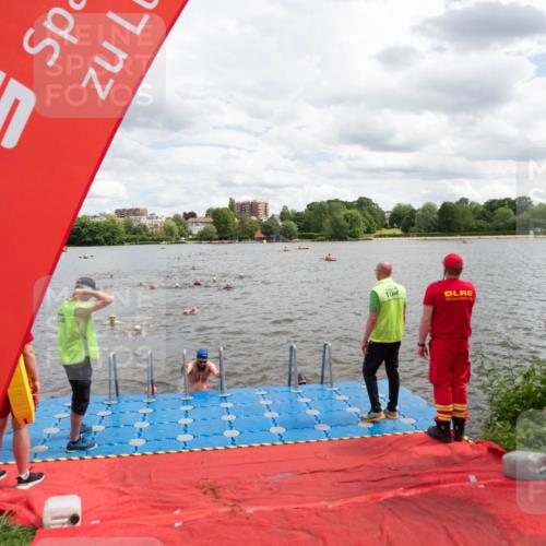 16.06.2024 - 7 Türme Triathlon MichiJ http://msf.ph/oto/6268788 16.06.2024 11:56:11 Schwimmen 329, 371, 382, 396, 402, 404, 413, 430, 437, 454, 485, 495, 599, 616 meine-sportfotos.de