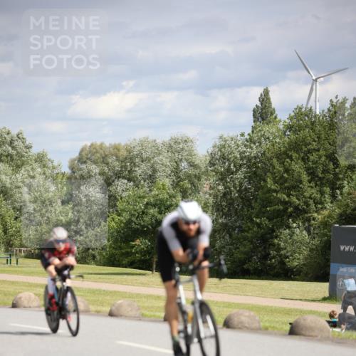 16.06.2024 - 26. Vierlanden-Triathlon Jannik Wohlers http://msf.ph/oto/6268794 16.06.2024 10:56:30 Radfahren 13, 40, 113, 129, 147 meine-sportfotos.de