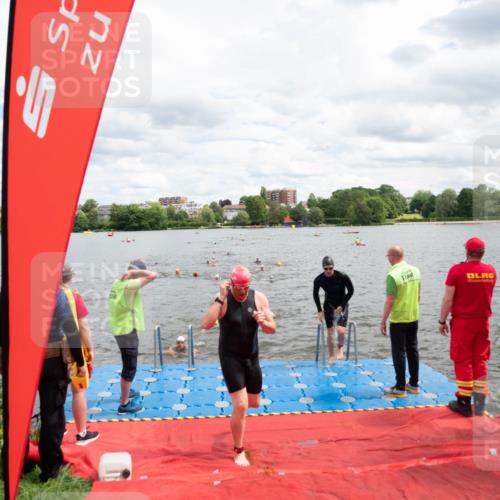 16.06.2024 - 7 Türme Triathlon MichiJ http://msf.ph/oto/6268800 16.06.2024 11:56:19 Schwimmen 374, 382, 391, 396, 404, 413, 437, 454, 481, 485, 495, 594, 599, 616 meine-sportfotos.de