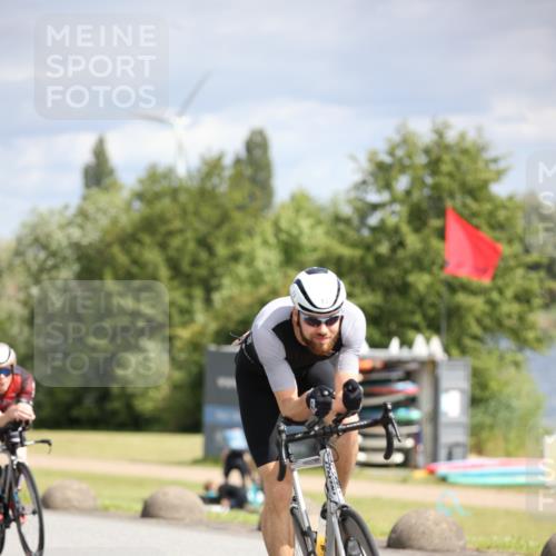 16.06.2024 - 26. Vierlanden-Triathlon Jannik Wohlers http://msf.ph/oto/6268807 16.06.2024 10:56:31 Radfahren 13, 40, 113, 129, 147 meine-sportfotos.de