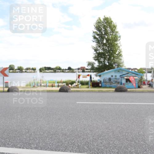 16.06.2024 - 26. Vierlanden-Triathlon Jannik Wohlers http://msf.ph/oto/6268816 16.06.2024 11:31:37 Radfahren 3, 147, 164, 211, 590 meine-sportfotos.de