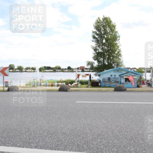 16.06.2024 - 26. Vierlanden-Triathlon Jannik Wohlers http://msf.ph/oto/6268820 16.06.2024 11:31:37 Radfahren 3, 147, 164, 211, 590 meine-sportfotos.de
