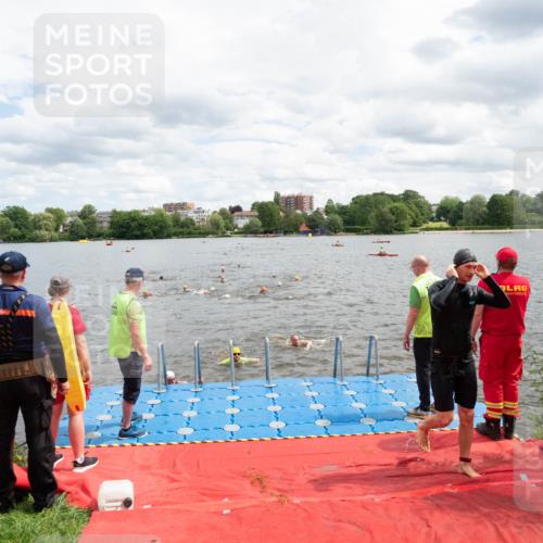 16.06.2024 - 7 Türme Triathlon MichiJ http://msf.ph/oto/6268821 16.06.2024 11:56:21 Schwimmen 374, 382, 391, 396, 404, 413, 454, 481, 485, 495, 594, 599, 616 meine-sportfotos.de