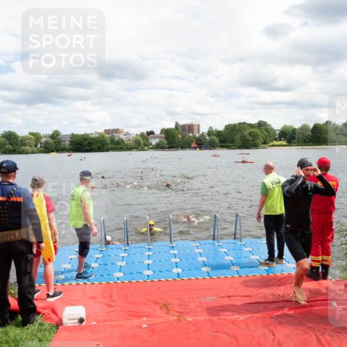 16.06.2024 - 7 Türme Triathlon MichiJ http://msf.ph/oto/6268823 16.06.2024 11:56:21 Schwimmen 374, 382, 391, 396, 404, 413, 454, 481, 485, 495, 594, 599, 616 meine-sportfotos.de