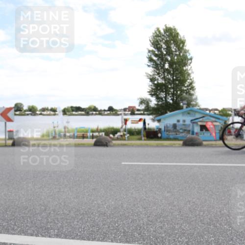 16.06.2024 - 26. Vierlanden-Triathlon Jannik Wohlers http://msf.ph/oto/6268828 16.06.2024 11:31:38 Radfahren 3, 147, 164, 211, 590 meine-sportfotos.de