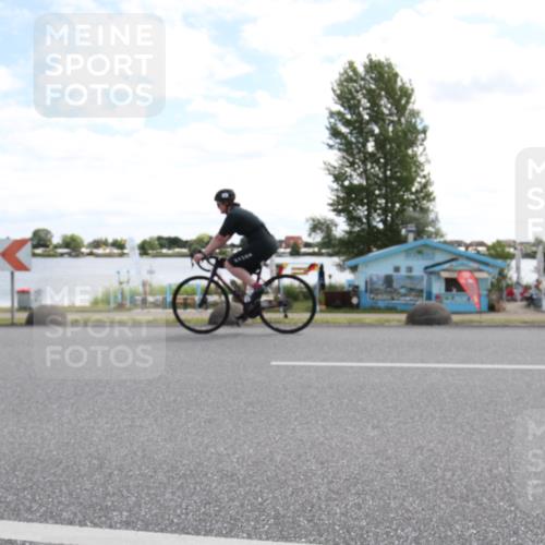 16.06.2024 - 26. Vierlanden-Triathlon Jannik Wohlers http://msf.ph/oto/6268832 16.06.2024 11:31:38 Radfahren 3, 147, 164, 211, 590 meine-sportfotos.de