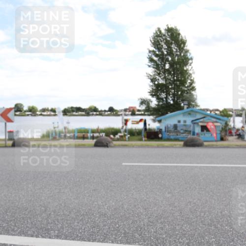 16.06.2024 - 26. Vierlanden-Triathlon Jannik Wohlers http://msf.ph/oto/6268844 16.06.2024 11:31:39 Radfahren 147, 164, 495, 590 meine-sportfotos.de