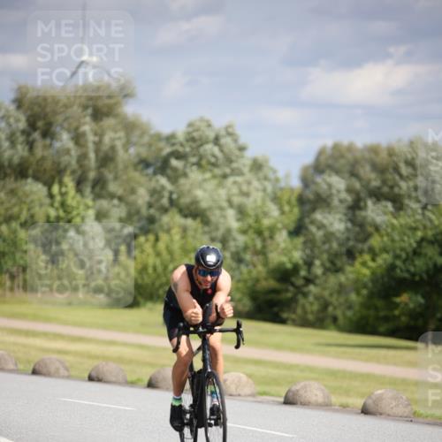 16.06.2024 - 26. Vierlanden-Triathlon Jannik Wohlers http://msf.ph/oto/6268849 16.06.2024 10:56:37 Radfahren 13, 113, 129, 133, 147, 197, 198, 212 meine-sportfotos.de