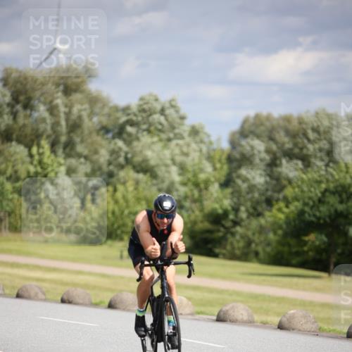 16.06.2024 - 26. Vierlanden-Triathlon Jannik Wohlers http://msf.ph/oto/6268851 16.06.2024 10:56:37 Radfahren 13, 113, 129, 133, 147, 197, 198, 212 meine-sportfotos.de