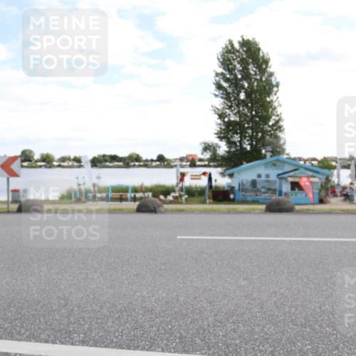 16.06.2024 - 26. Vierlanden-Triathlon Jannik Wohlers http://msf.ph/oto/6268904 16.06.2024 11:31:40 Radfahren 147, 164, 495, 590 meine-sportfotos.de