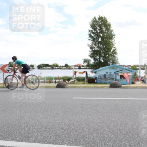 16.06.2024 - 26. Vierlanden-Triathlon Jannik Wohlers http://msf.ph/oto/6268928 16.06.2024 11:31:42 Radfahren 1, 147, 164, 495, 590 meine-sportfotos.de
