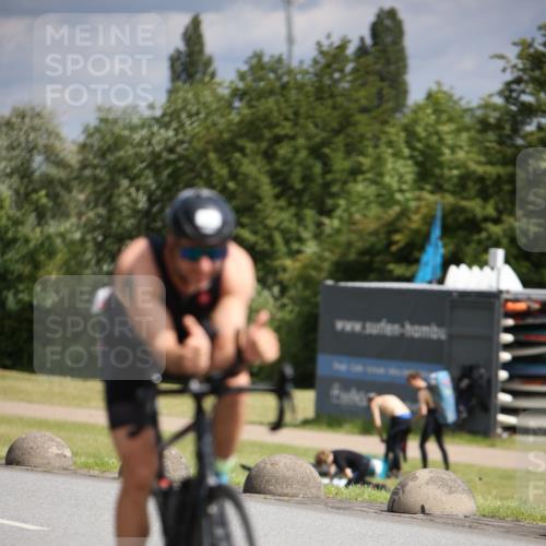 16.06.2024 - 26. Vierlanden-Triathlon Jannik Wohlers http://msf.ph/oto/6268938 16.06.2024 10:56:38 Radfahren 13, 113, 129, 133, 147, 197, 198, 212 meine-sportfotos.de