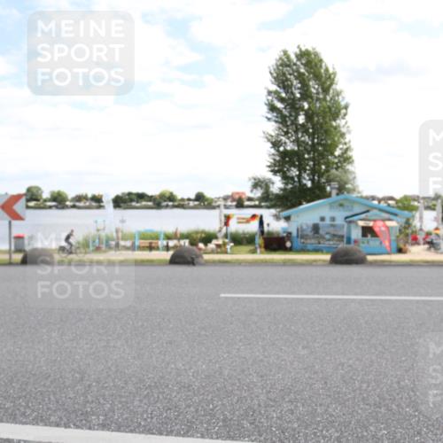 16.06.2024 - 26. Vierlanden-Triathlon Jannik Wohlers http://msf.ph/oto/6268947 16.06.2024 11:31:44 Radfahren 1, 9, 147, 164, 495, 590 meine-sportfotos.de