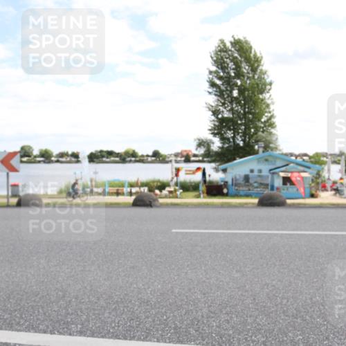 16.06.2024 - 26. Vierlanden-Triathlon Jannik Wohlers http://msf.ph/oto/6268950 16.06.2024 11:31:45 Radfahren 1, 9, 147, 495, 590 meine-sportfotos.de