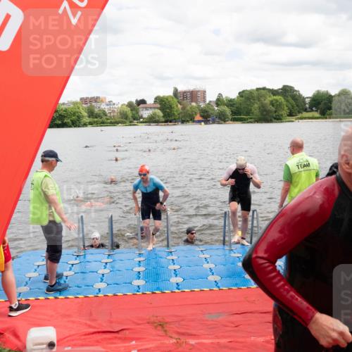 16.06.2024 - 7 Türme Triathlon MichiJ http://msf.ph/oto/6268959 16.06.2024 11:56:55 Schwimmen 317, 374, 382, 391, 404, 410, 481, 523, 535, 541, 548, 560, 575, 594 meine-sportfotos.de