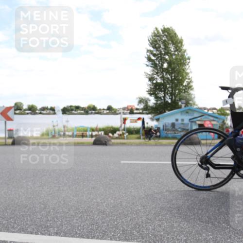 16.06.2024 - 26. Vierlanden-Triathlon Jannik Wohlers http://msf.ph/oto/6268975 16.06.2024 11:31:47 Radfahren 1, 9, 444, 495 meine-sportfotos.de
