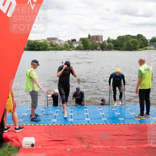 16.06.2024 - 7 Türme Triathlon MichiJ http://msf.ph/oto/6268983 16.06.2024 11:57:01 Schwimmen 317, 344, 374, 410, 523, 535, 541, 548, 560, 575 meine-sportfotos.de