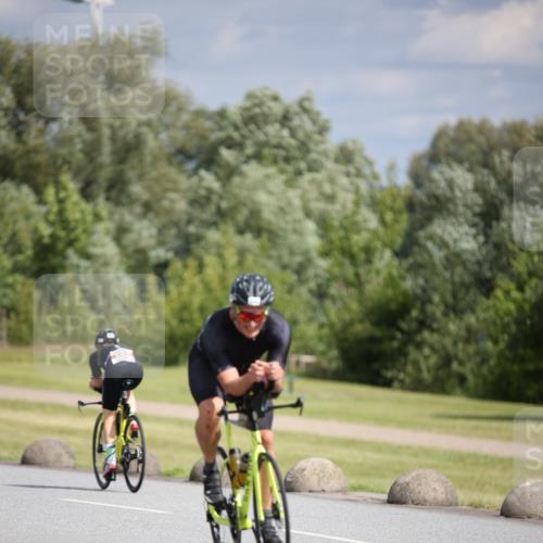 16.06.2024 - 26. Vierlanden-Triathlon Jannik Wohlers http://msf.ph/oto/6268990 16.06.2024 10:56:41 Radfahren 133, 145, 197, 198, 212 meine-sportfotos.de