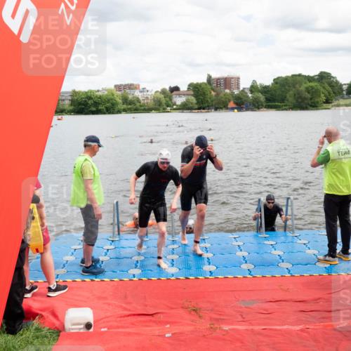 16.06.2024 - 7 Türme Triathlon MichiJ http://msf.ph/oto/6268999 16.06.2024 11:57:05 Schwimmen 317, 344, 410, 523, 535, 541, 548, 560, 575 meine-sportfotos.de