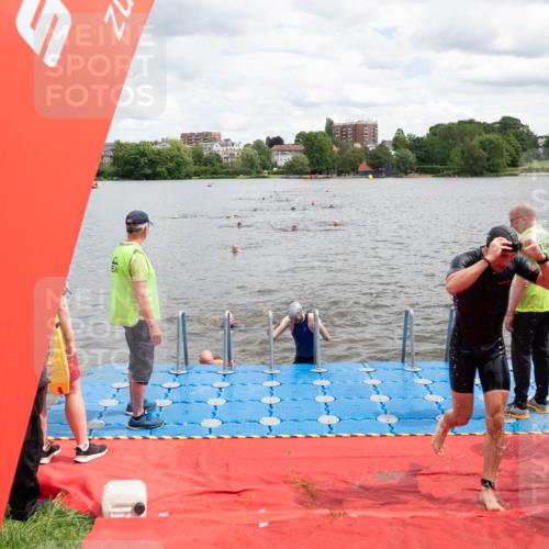 16.06.2024 - 7 Türme Triathlon MichiJ http://msf.ph/oto/6269010 16.06.2024 11:57:07 Schwimmen 317, 344, 410, 475, 523, 535, 541, 548, 560, 575 meine-sportfotos.de
