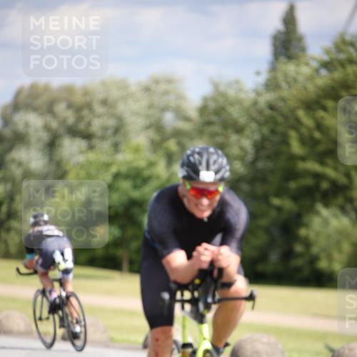 16.06.2024 - 26. Vierlanden-Triathlon Jannik Wohlers http://msf.ph/oto/6269037 16.06.2024 10:56:42 Radfahren 133, 145, 197, 198, 212 meine-sportfotos.de