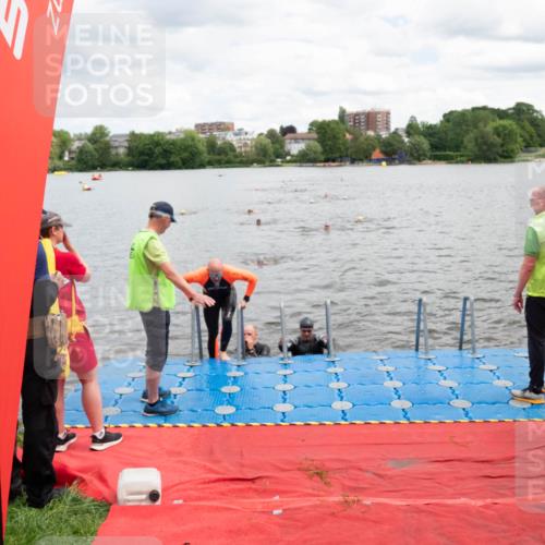 16.06.2024 - 7 Türme Triathlon MichiJ http://msf.ph/oto/6269043 16.06.2024 11:57:16 Schwimmen 317, 344, 407, 475, 541, 560 meine-sportfotos.de
