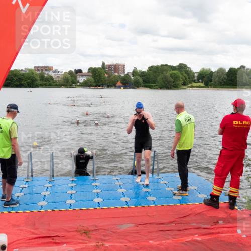 16.06.2024 - 7 Türme Triathlon MichiJ http://msf.ph/oto/6269119 16.06.2024 11:57:50 Schwimmen 375, 377, 407, 455, 475, 525, 549, 590 meine-sportfotos.de