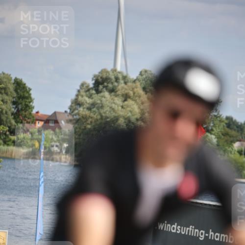 16.06.2024 - 26. Vierlanden-Triathlon Jannik Wohlers http://msf.ph/oto/6269165 16.06.2024 10:58:03 Radfahren 9, 24, 96 meine-sportfotos.de