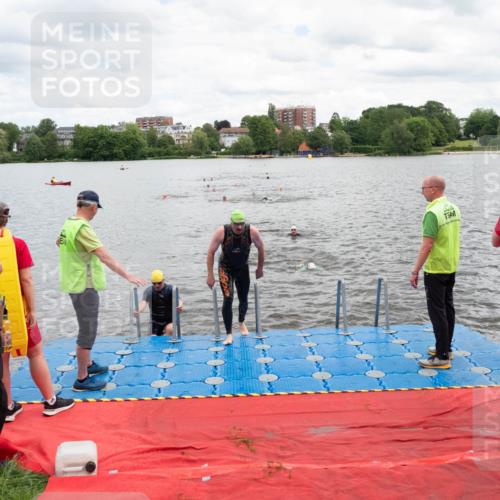 16.06.2024 - 7 Türme Triathlon MichiJ http://msf.ph/oto/6269168 16.06.2024 11:58:01 Schwimmen 375, 377, 407, 455, 525, 549, 590 meine-sportfotos.de