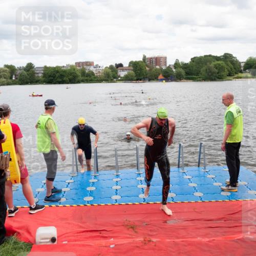 16.06.2024 - 7 Türme Triathlon MichiJ http://msf.ph/oto/6269183 16.06.2024 11:58:02 Schwimmen 375, 377, 455, 525, 549, 590 meine-sportfotos.de