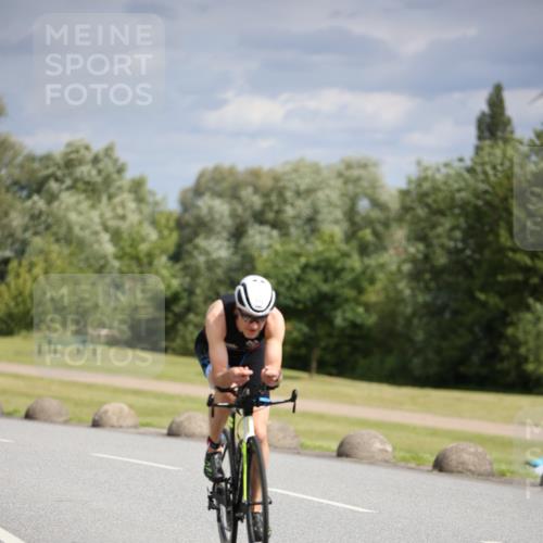 16.06.2024 - 26. Vierlanden-Triathlon Jannik Wohlers http://msf.ph/oto/6269194 16.06.2024 10:58:37 Radfahren 1, 53, 120, 173, 191, 223 meine-sportfotos.de
