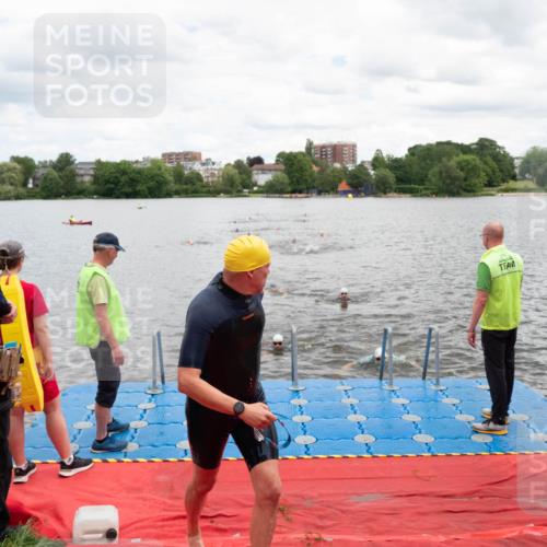 16.06.2024 - 7 Türme Triathlon MichiJ http://msf.ph/oto/6269201 16.06.2024 11:58:06 Schwimmen 375, 377, 455, 525, 590 meine-sportfotos.de