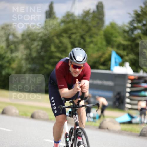 16.06.2024 - 26. Vierlanden-Triathlon Jannik Wohlers http://msf.ph/oto/6269202 16.06.2024 10:58:41 Radfahren 1, 53, 152, 173, 191, 196, 223 meine-sportfotos.de