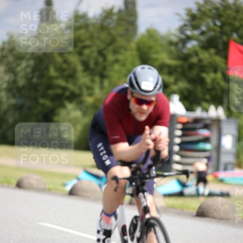 16.06.2024 - 26. Vierlanden-Triathlon Jannik Wohlers http://msf.ph/oto/6269207 16.06.2024 10:58:41 Radfahren 1, 53, 152, 173, 191, 196, 223 meine-sportfotos.de