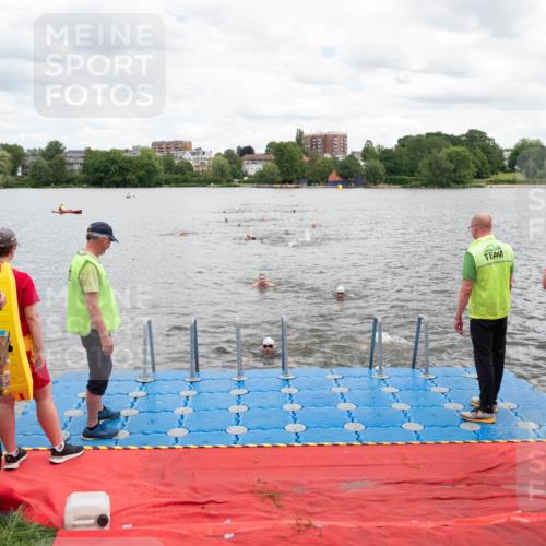 16.06.2024 - 7 Türme Triathlon MichiJ http://msf.ph/oto/6269218 16.06.2024 11:58:08 Schwimmen 375, 377, 455, 525, 590 meine-sportfotos.de