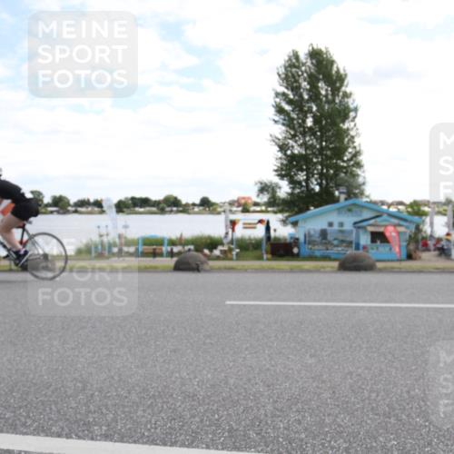 16.06.2024 - 26. Vierlanden-Triathlon Jannik Wohlers http://msf.ph/oto/6269219 16.06.2024 11:31:54 Radfahren 160, 318, 444, 514 meine-sportfotos.de