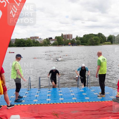 16.06.2024 - 7 Türme Triathlon MichiJ http://msf.ph/oto/6269222 16.06.2024 11:58:14 Schwimmen 375, 377, 455, 590 meine-sportfotos.de
