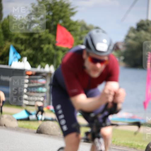 16.06.2024 - 26. Vierlanden-Triathlon Jannik Wohlers http://msf.ph/oto/6269225 16.06.2024 10:58:41 Radfahren 1, 53, 152, 173, 191, 196, 223 meine-sportfotos.de