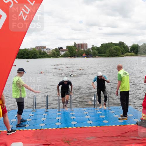 16.06.2024 - 7 Türme Triathlon MichiJ http://msf.ph/oto/6269232 16.06.2024 11:58:15 Schwimmen 375, 377, 455, 545, 590 meine-sportfotos.de