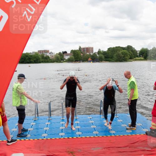 16.06.2024 - 7 Türme Triathlon MichiJ http://msf.ph/oto/6269246 16.06.2024 11:58:16 Schwimmen 375, 377, 455, 545, 590 meine-sportfotos.de