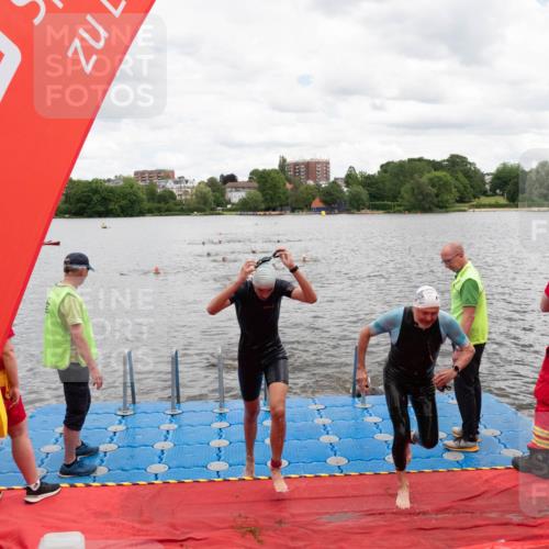 16.06.2024 - 7 Türme Triathlon MichiJ http://msf.ph/oto/6269251 16.06.2024 11:58:16 Schwimmen 375, 377, 455, 545, 590 meine-sportfotos.de