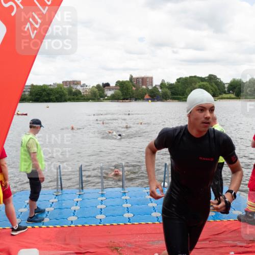 16.06.2024 - 7 Türme Triathlon MichiJ http://msf.ph/oto/6269267 16.06.2024 11:58:18 Schwimmen 375, 377, 455, 545, 590 meine-sportfotos.de