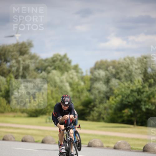 16.06.2024 - 26. Vierlanden-Triathlon Jannik Wohlers http://msf.ph/oto/6269292 16.06.2024 10:59:12 Radfahren 134, 147, 176, 238 meine-sportfotos.de