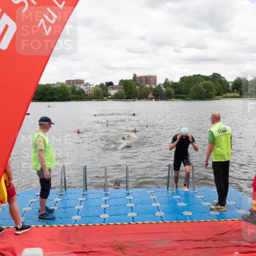 16.06.2024 - 7 Türme Triathlon MichiJ http://msf.ph/oto/6269304 16.06.2024 11:58:25 Schwimmen 409, 455, 545, 590 meine-sportfotos.de