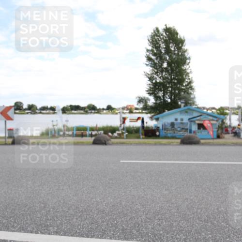 16.06.2024 - 26. Vierlanden-Triathlon Jannik Wohlers http://msf.ph/oto/6269307 16.06.2024 11:31:56 Radfahren 160, 206, 318, 444, 514, 552 meine-sportfotos.de
