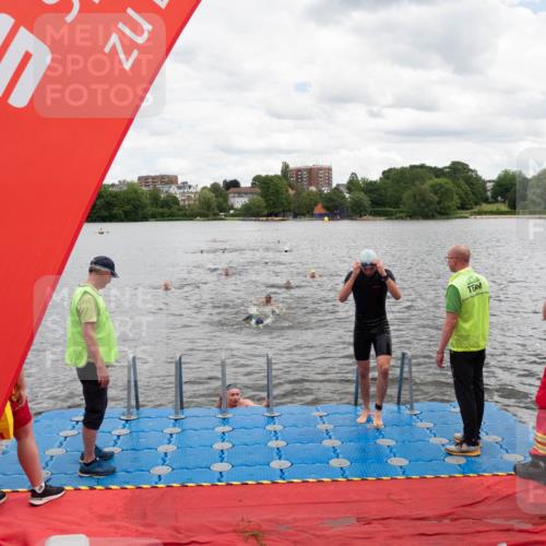 16.06.2024 - 7 Türme Triathlon MichiJ http://msf.ph/oto/6269315 16.06.2024 11:58:25 Schwimmen 409, 455, 545, 590 meine-sportfotos.de