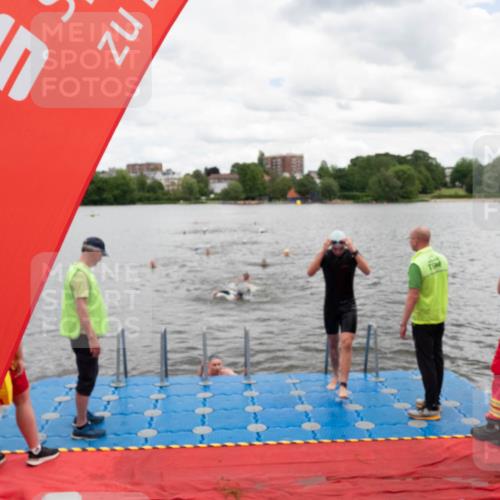 16.06.2024 - 7 Türme Triathlon MichiJ http://msf.ph/oto/6269318 16.06.2024 11:58:26 Schwimmen 409, 455, 466, 545, 590 meine-sportfotos.de